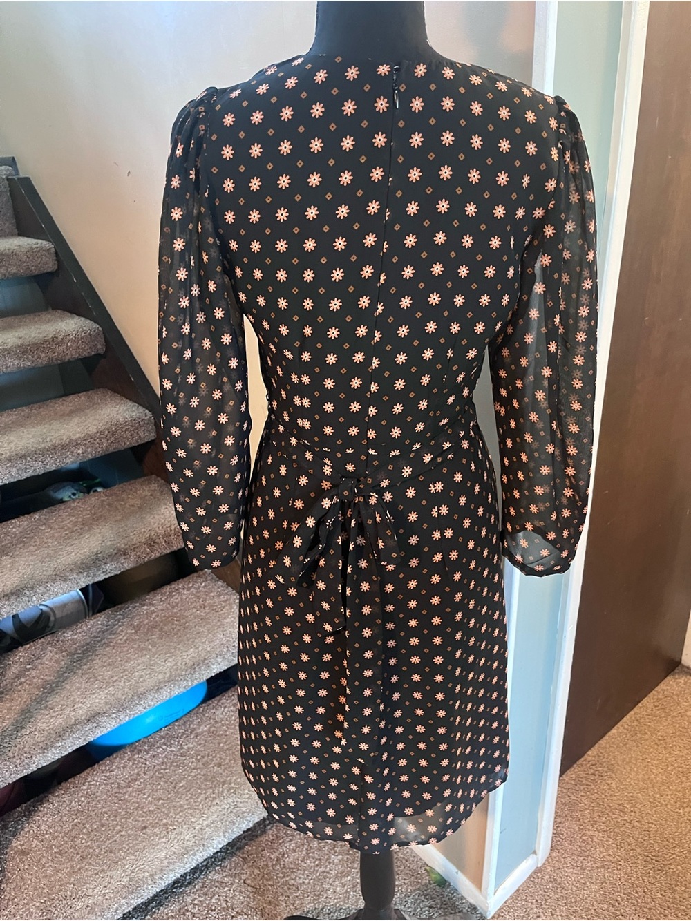 Ann Taylor Women’s Petite Sz 0 Floral Belted Long sleeve dress - Picture 5 of 9